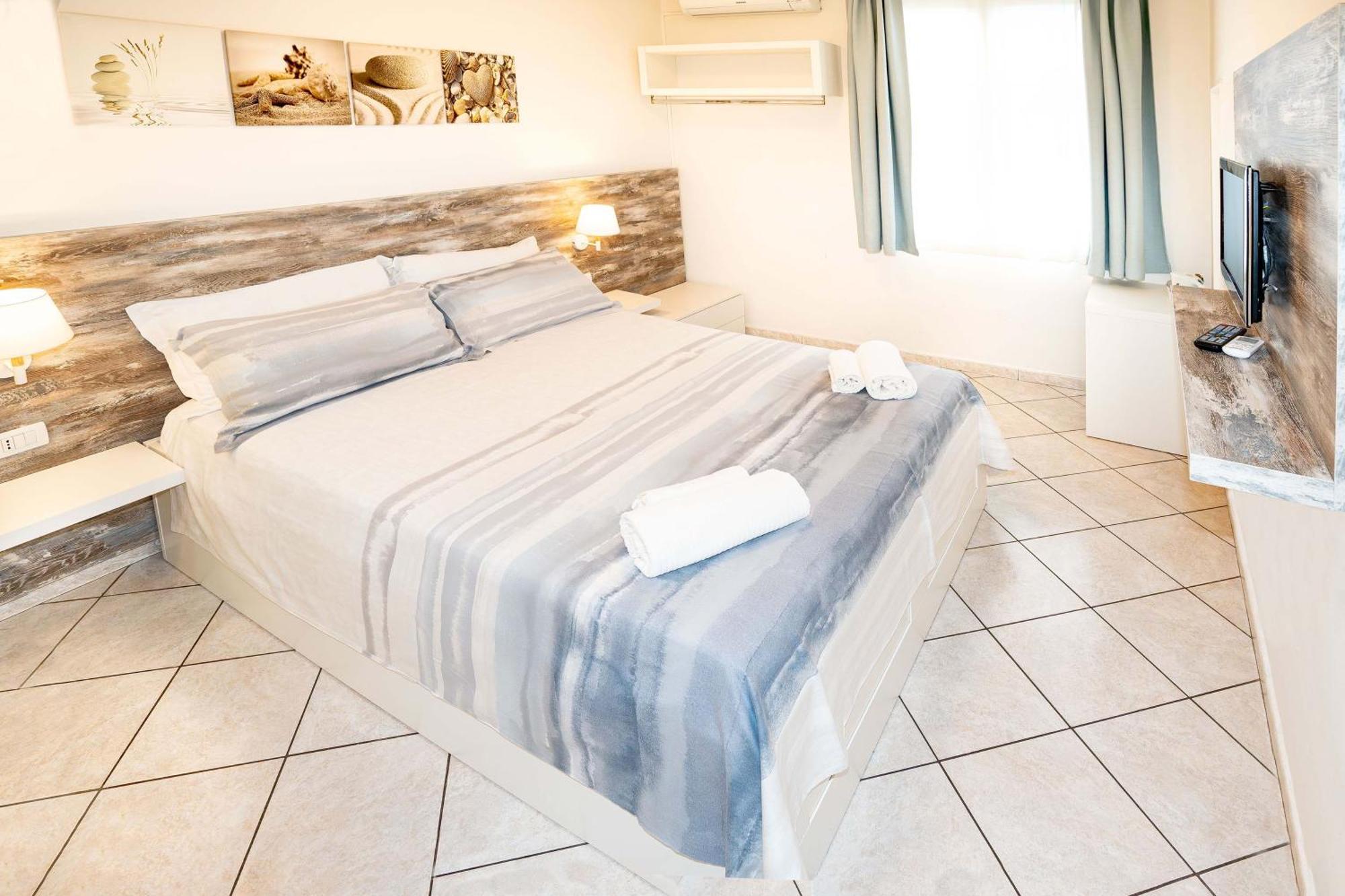 Taormina Beach House Маццео Экстерьер фото