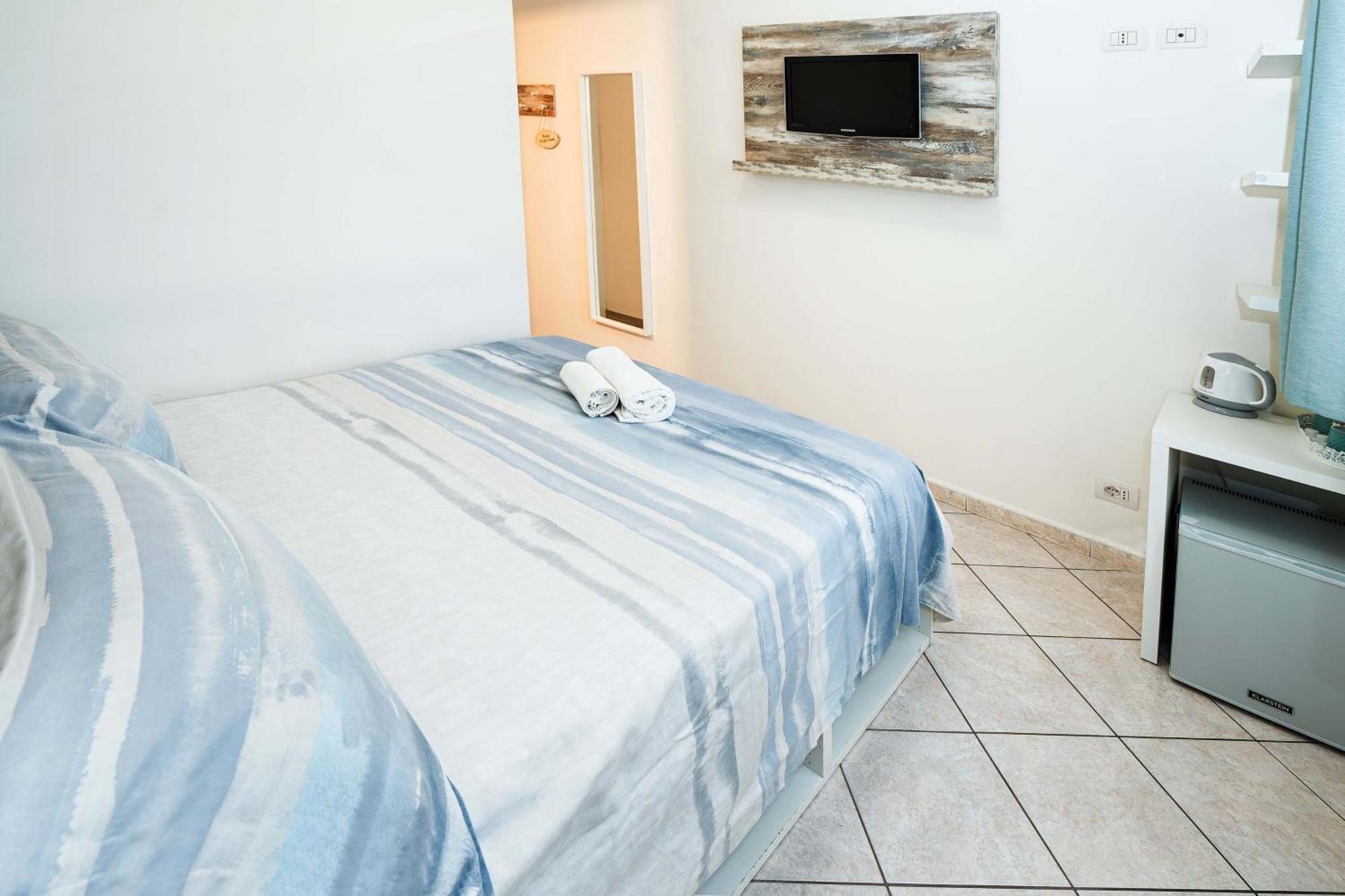 Taormina Beach House Маццео Экстерьер фото